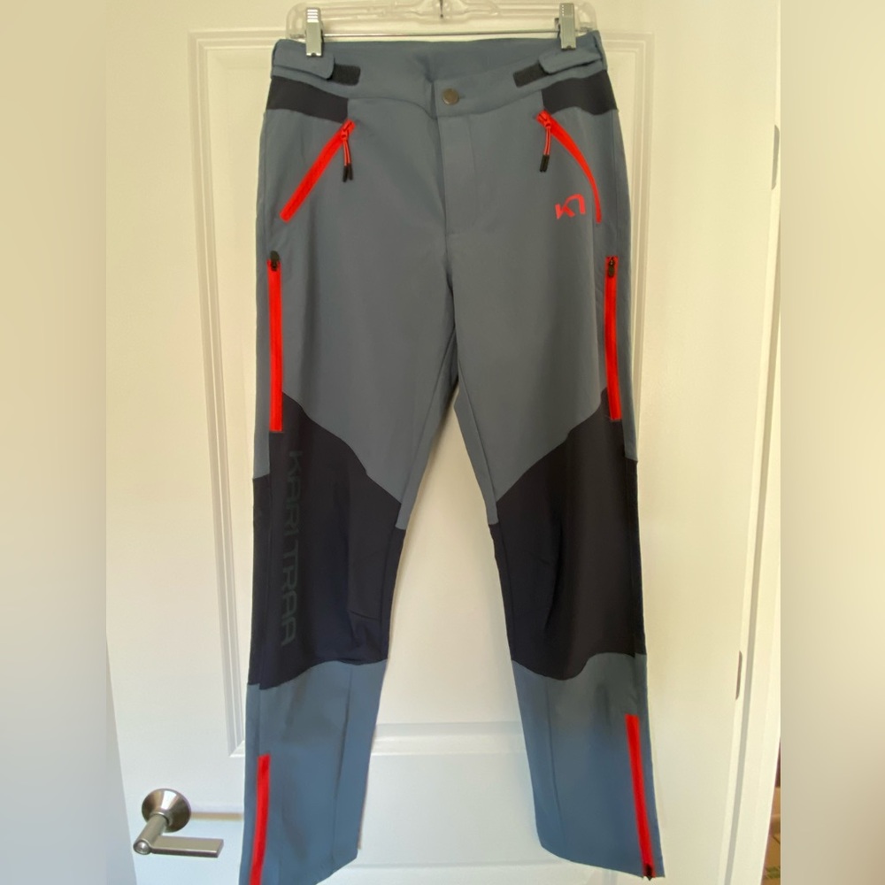Kari Traa Gray and Black Straight Leg Pants with Red Accents